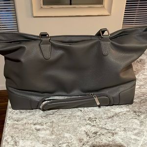Grey BuffBunny Game Changer Bag